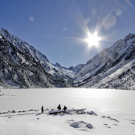 Nemea Les D'estive Lägenhetshotell Cauterets