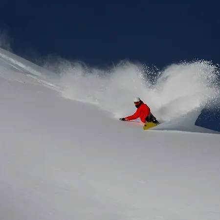 Nemea Les D'estive Lägenhetshotell Cauterets