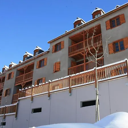 Lägenhetshotell Nemea Les D'estive 4*
