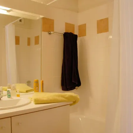 Nemea Les D'estive Apart Otel