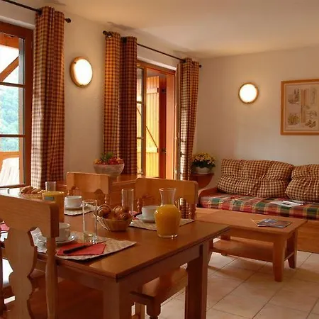 Nemea Les D'estive Lägenhetshotell 4*