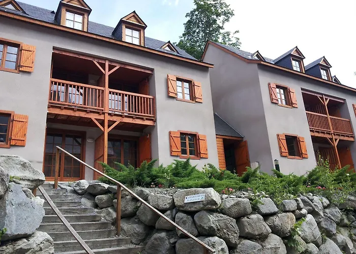 Nemea Les D'estive מלון דירות קאוטרט